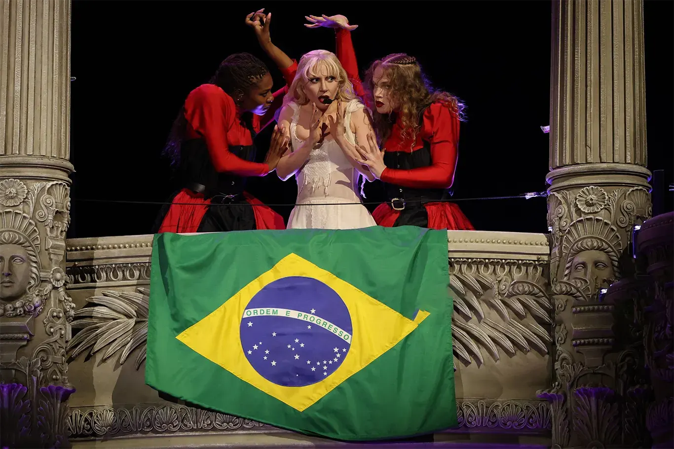 lady-gaga-copacabana-concert