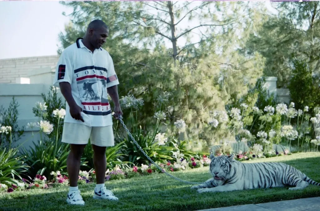 mike-tyson-tigers-expensive-pets mike tyson tigers expensive pets