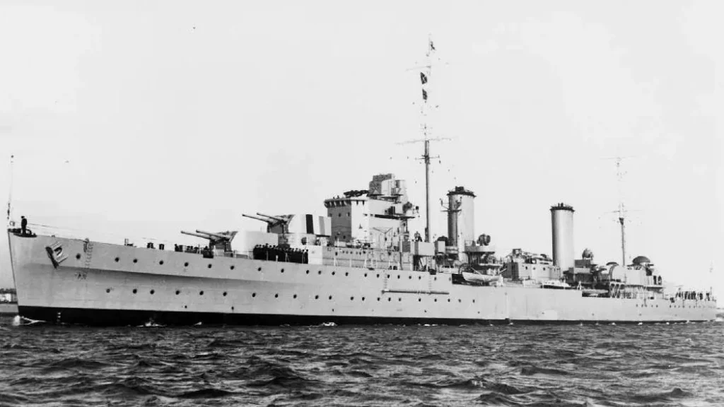 vanished-hms-aurora-II Abandoned yacht with intact deck, no sign of owner or wreckage