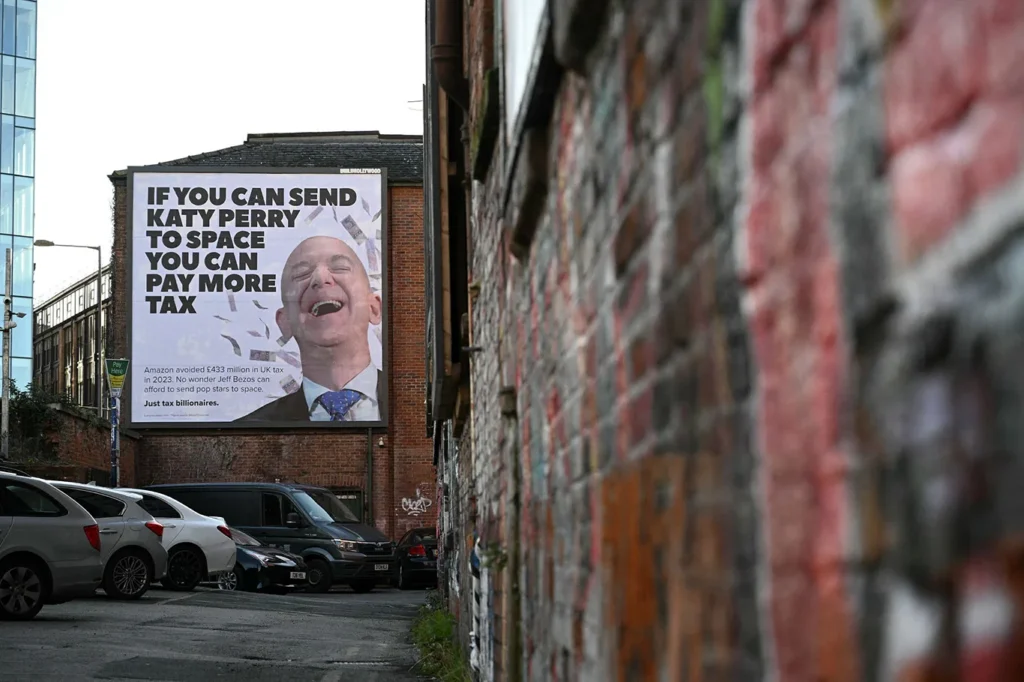 •	Amazon 600,000 job cuts robotics